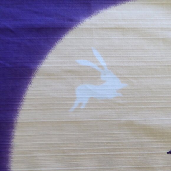 VINTAGE NEW JAPANESE JAPAN 20” RABBIT IN THE MOON FUROSHIKI WRAPPING CLOTH - Picture 3 of 10